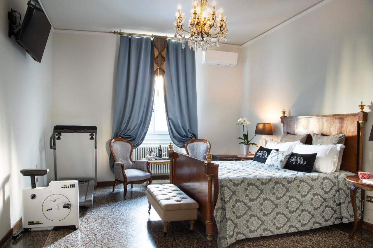 Contemporary Suites Florence Exterior photo